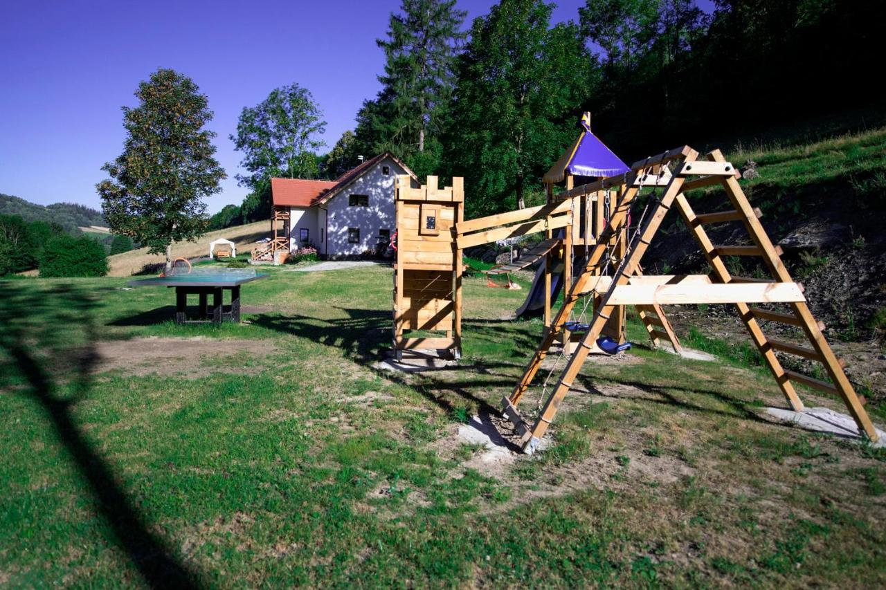 Pensjonat Pod Gora Karczmisko Konradow  Exterior foto